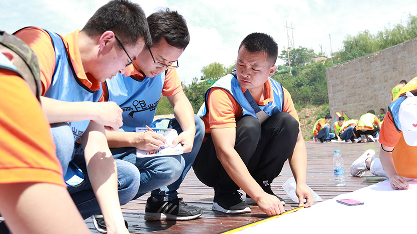 生日快樂(lè)，走一個(gè)！萬(wàn)威機(jī)械給員工壽星來(lái)一場(chǎng)驚喜生日派對(duì)