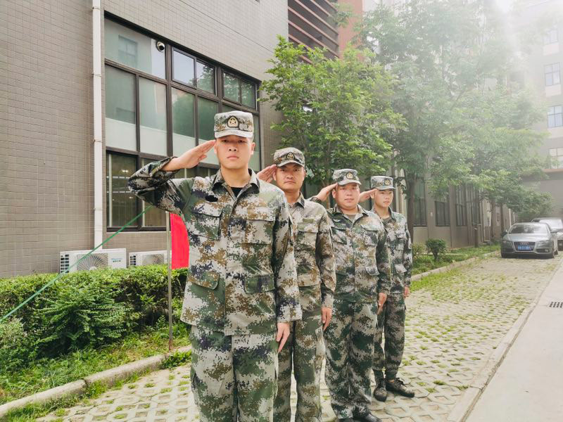 萬威機械生產(chǎn)部軍訓圓滿完成